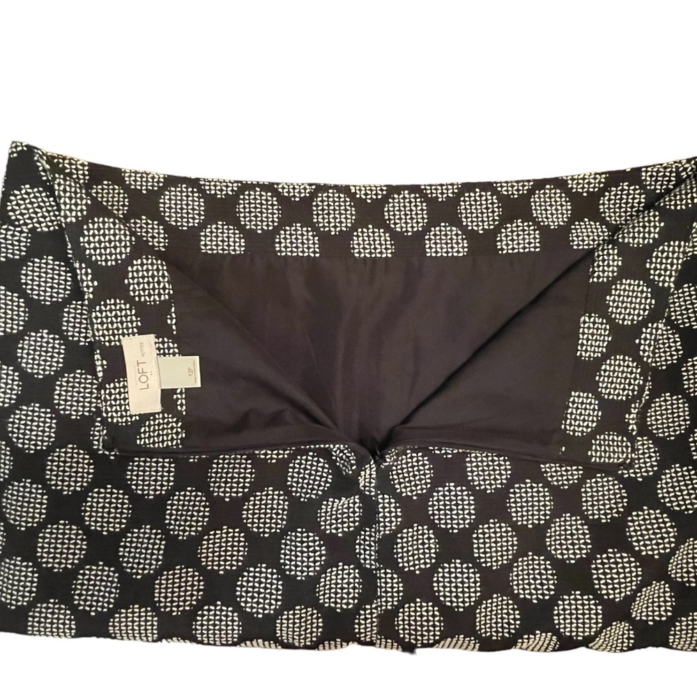 Loft geometric design A-line skirt, black and white, size 12 petite - Picture 3 of 5